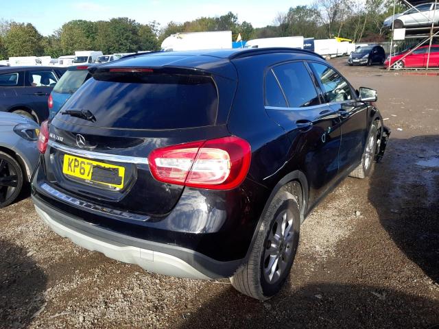 2017 MERCEDES BENZ GLA 200 SE