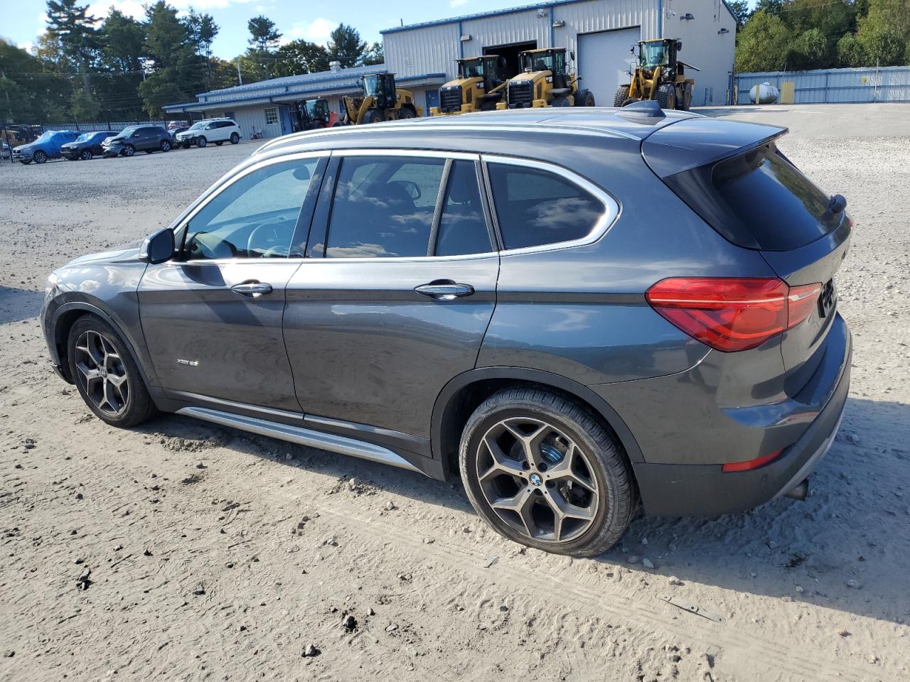2016 BMW X1 - Image 2
