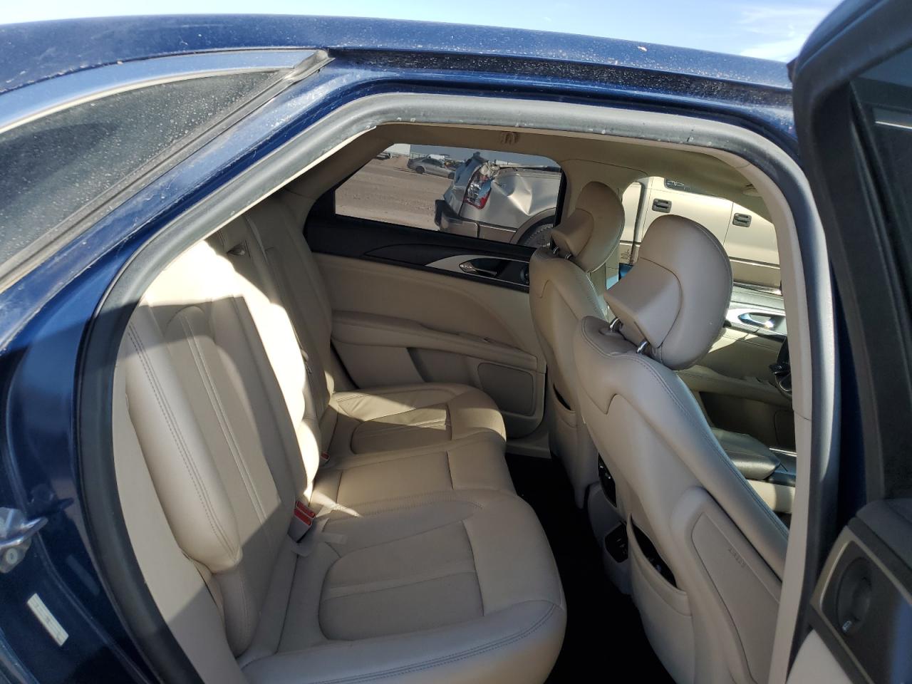 2018 Lincoln MKZ - Image 10