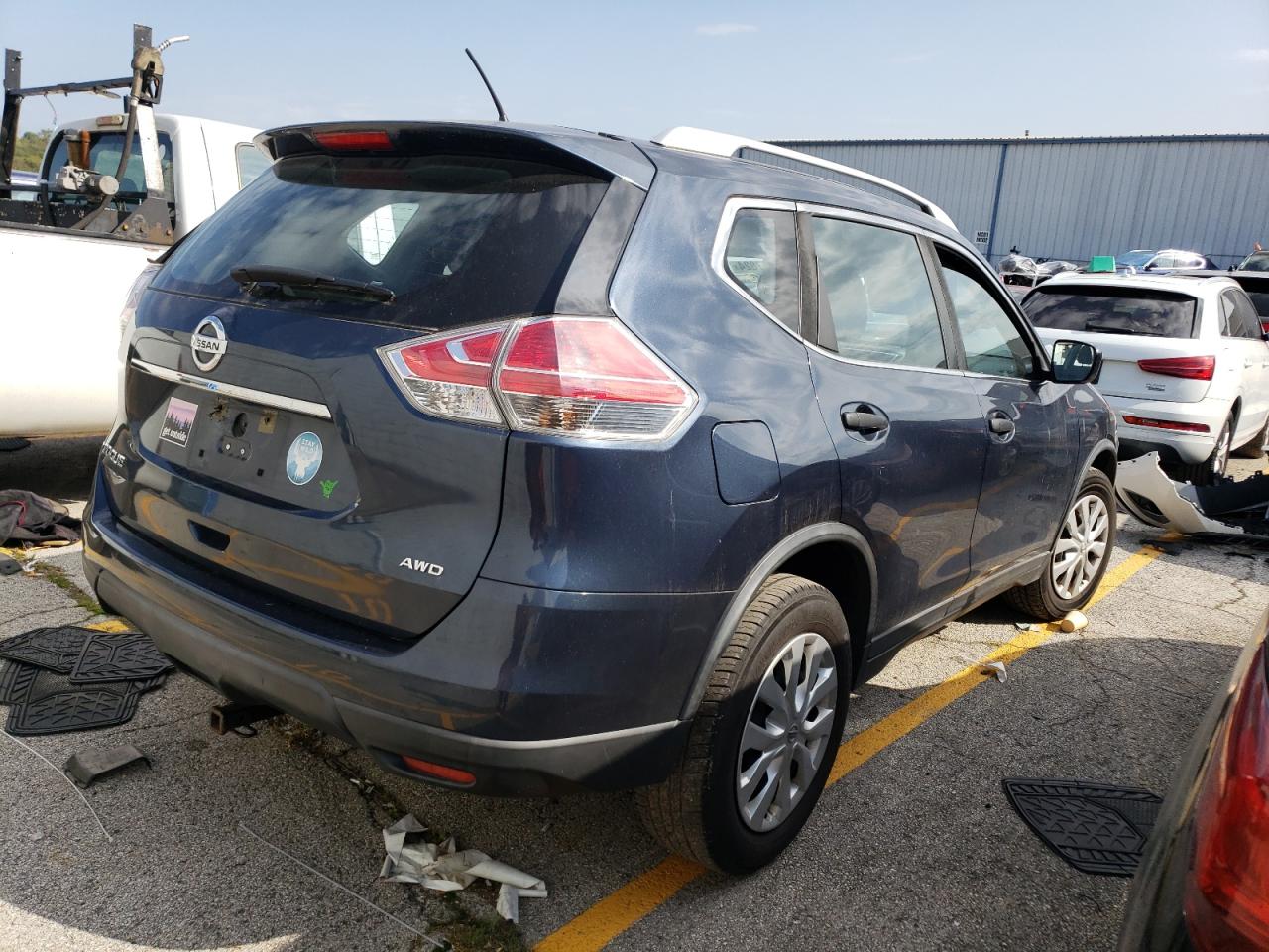2016 Nissan Rogue - Image 3