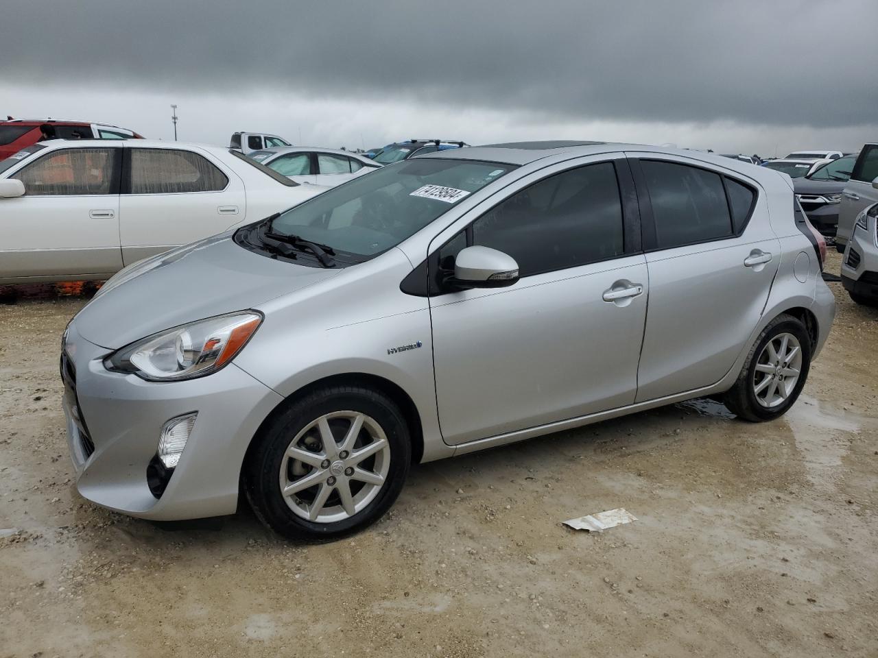2016 Toyota Prius - Image 1