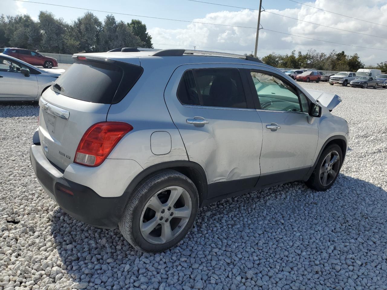 VIN 3GNCJMSB3GL188534 2016 CHEVROLET TRAX no.3