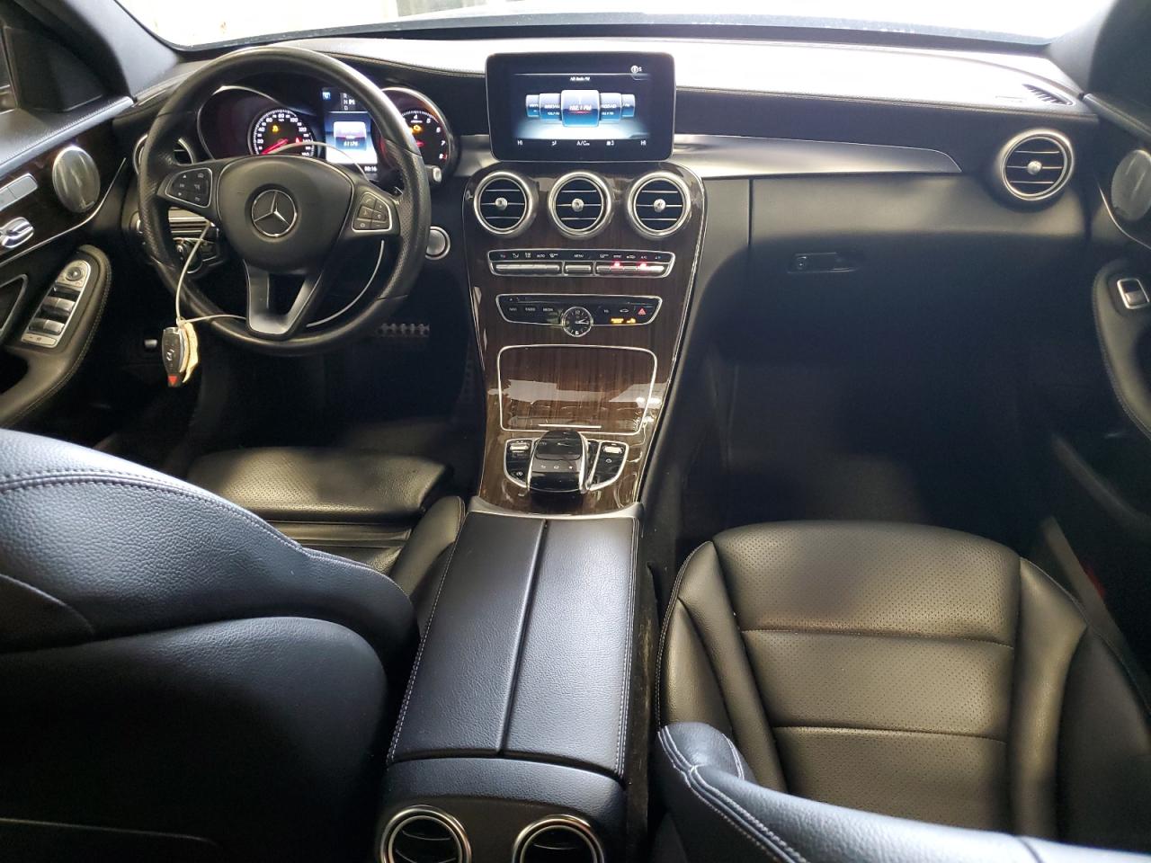 2016 Mercedes-Benz C 300 4Matic VIN: 55SWF4KB7GU152561 Lot: 75754594