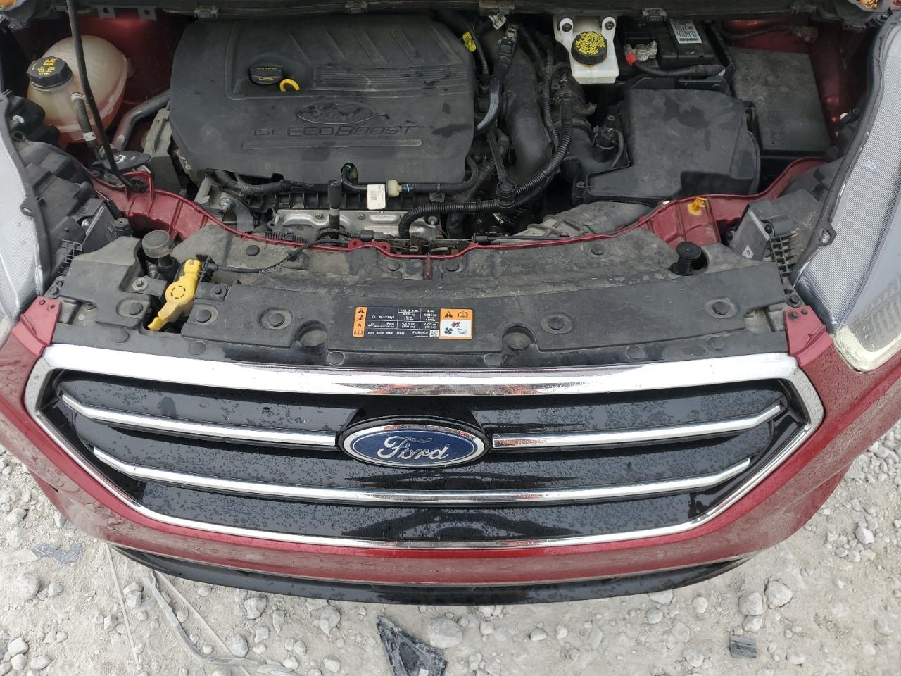 1FMCU0GD8HUD57100 2017 Ford Escape Se