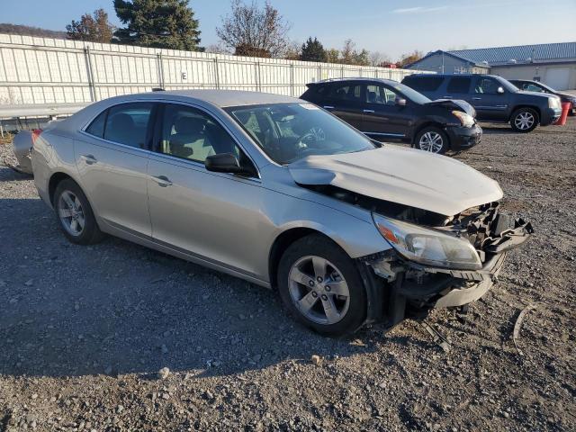  CHEVROLET MALIBU 2015 Сріблястий