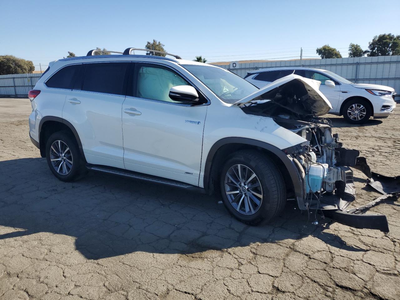 2017 Toyota Highlander - Image 4