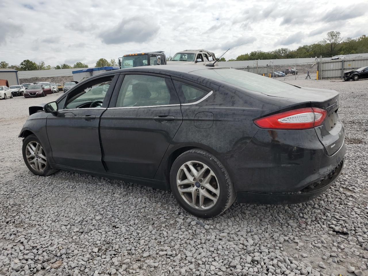 3FA6P0H7XGR358424 2016 FORD FUSION - Image 2