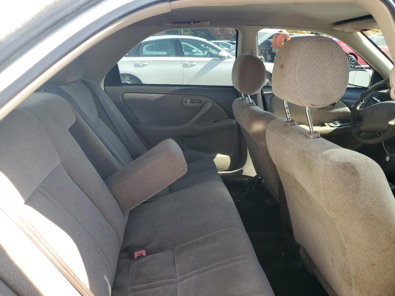 2001 Toyota Camry - Image 10