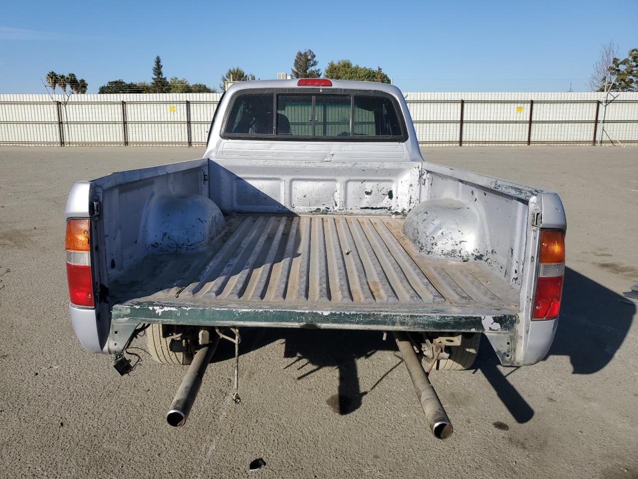 2000 Toyota Tacoma - Image 6