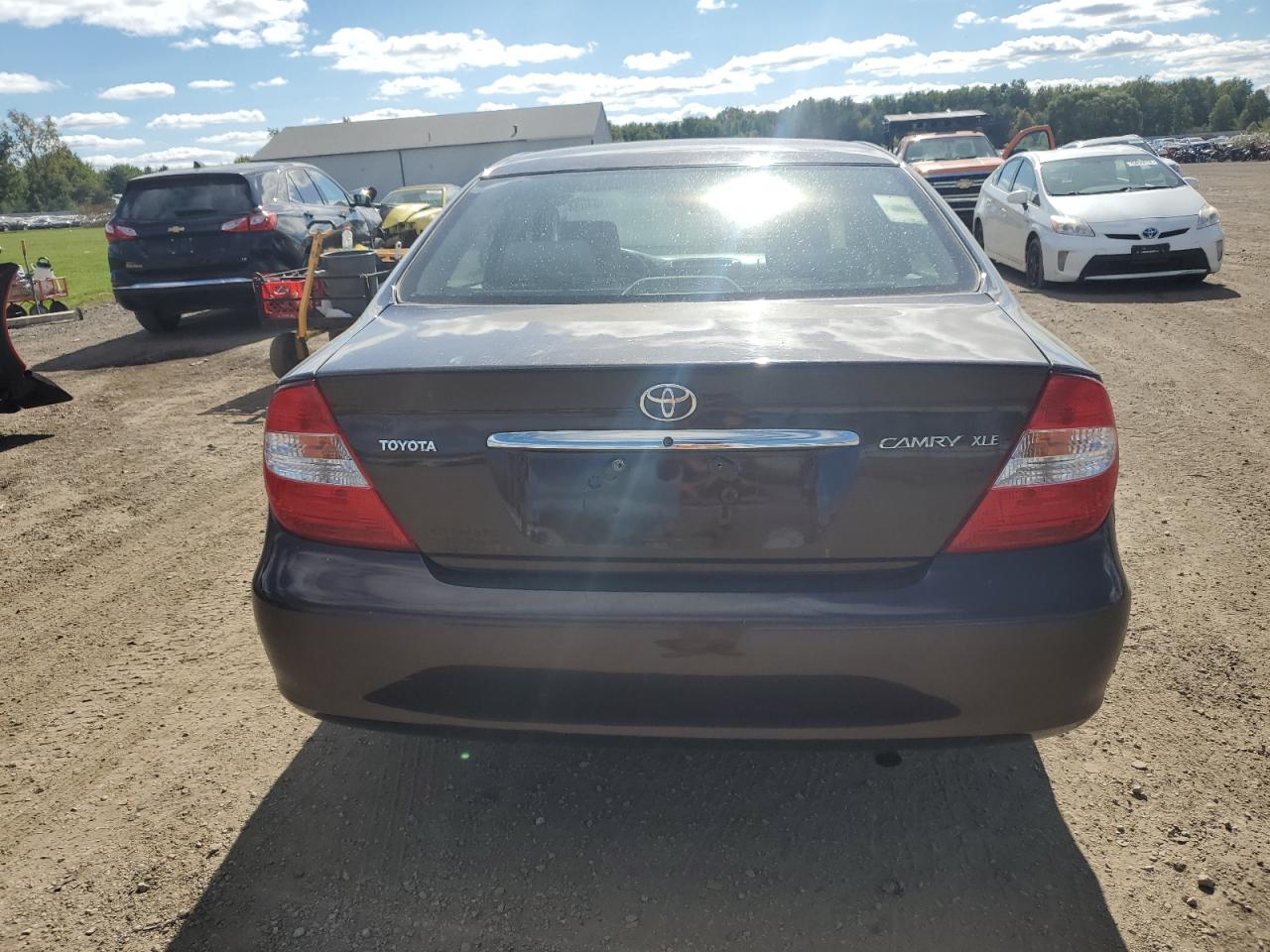 2003 Toyota Camry Le VIN: 4T1BE30K83U683846 Lot: 75304034