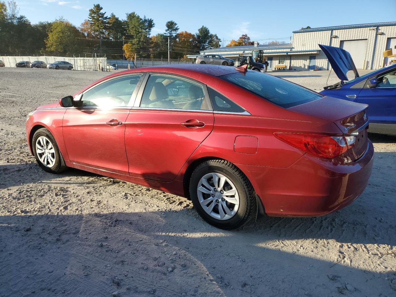 2011 Hyundai Sonata - Image 2