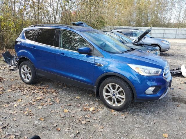  FORD ESCAPE 2017 Granatowy