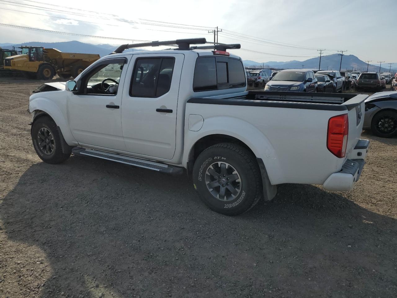 2018 Nissan Navara (Frontier) - Image 2