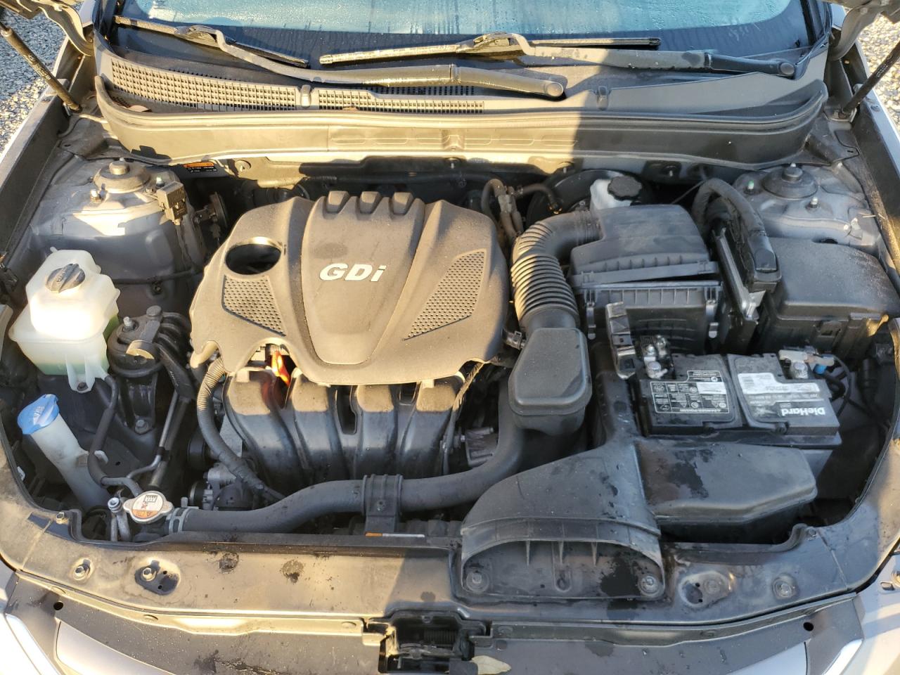 2014 Hyundai Sonata - Image 11