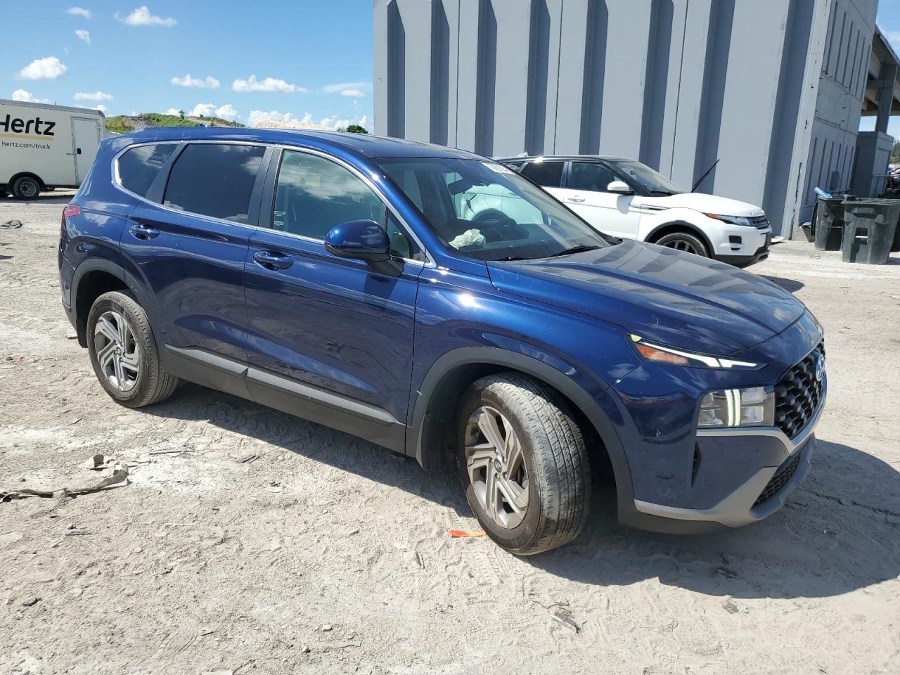 2023 Hyundai Santa Fe - Image 4