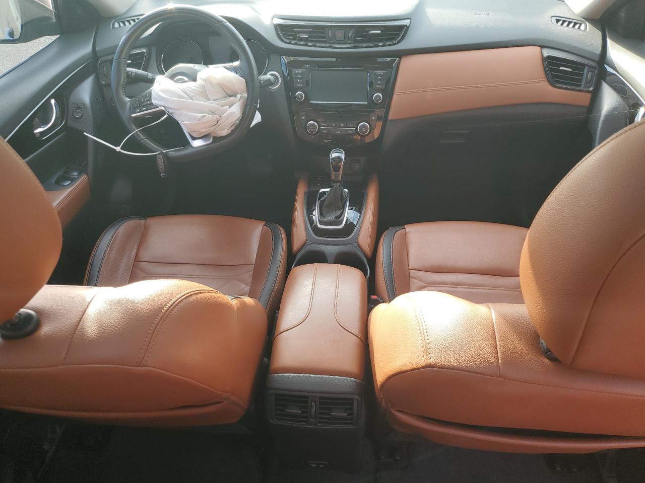 2019 Nissan Rogue - Image 8