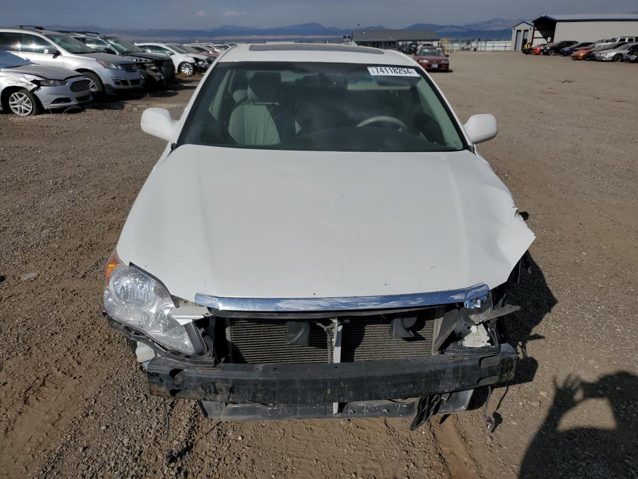 2008 Toyota Avalon - Image 5