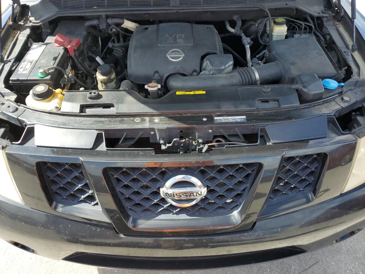 5N1BA0ND5DN610255 2013 Nissan Armada Sv