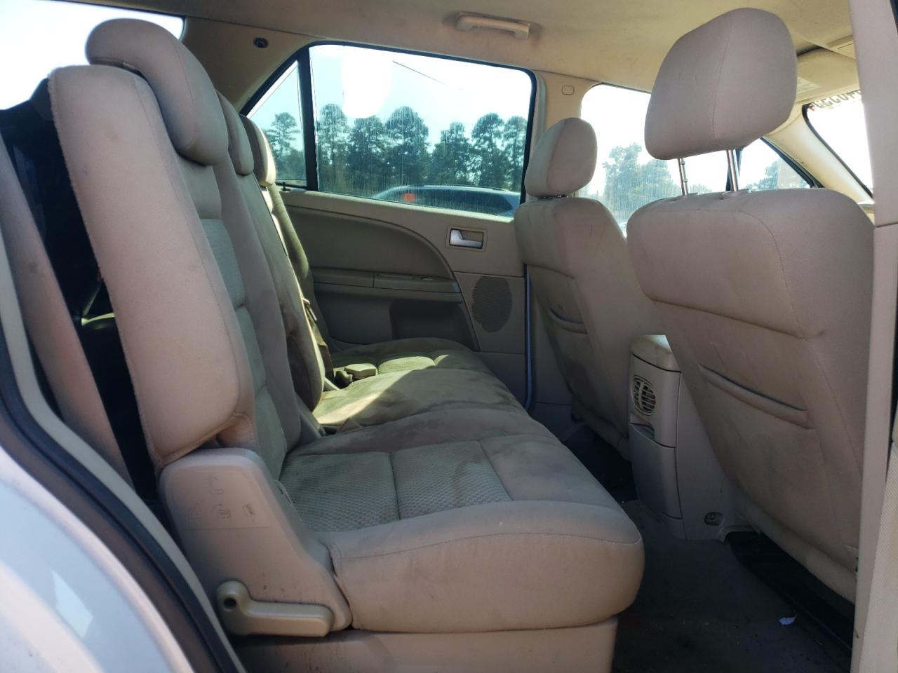 2005 Ford Freestyle - Image 11