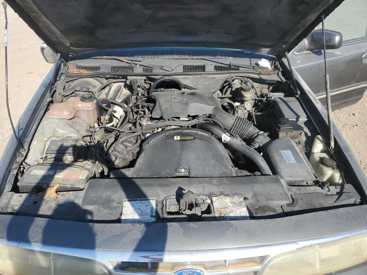 1996 Ford Crown Victoria VIN: 2FALP73WXTX196123 Lot: 77444094