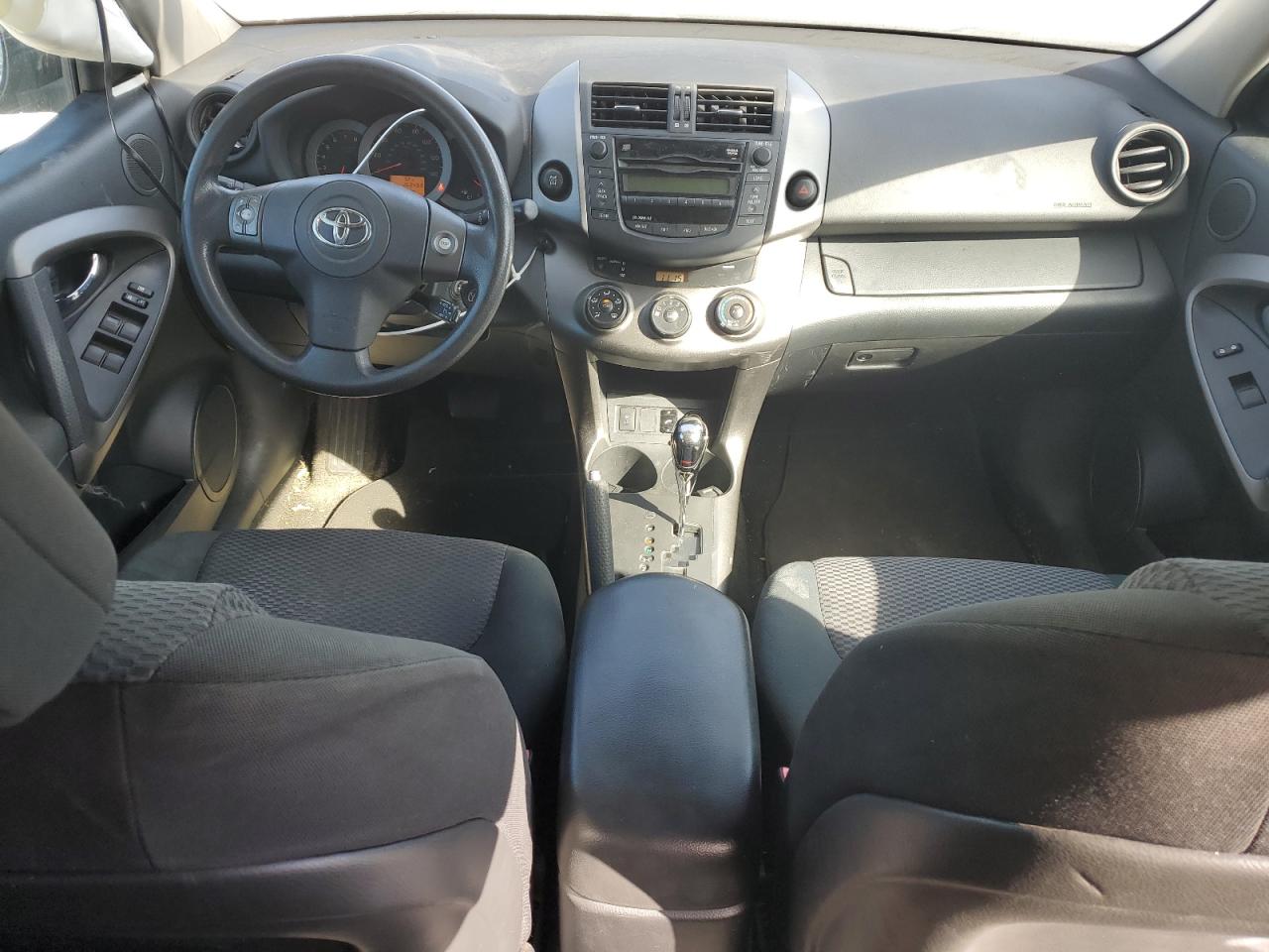 2011 Toyota RAV 4 - Image 8
