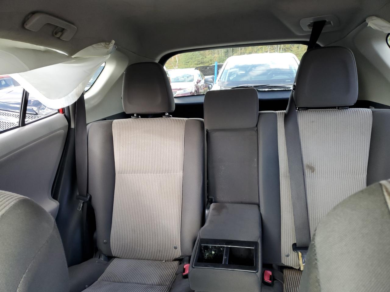 2013 Toyota RAV 4 - Image 10