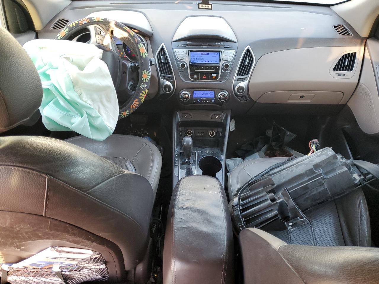 2012 Hyundai Tucson - Image 8