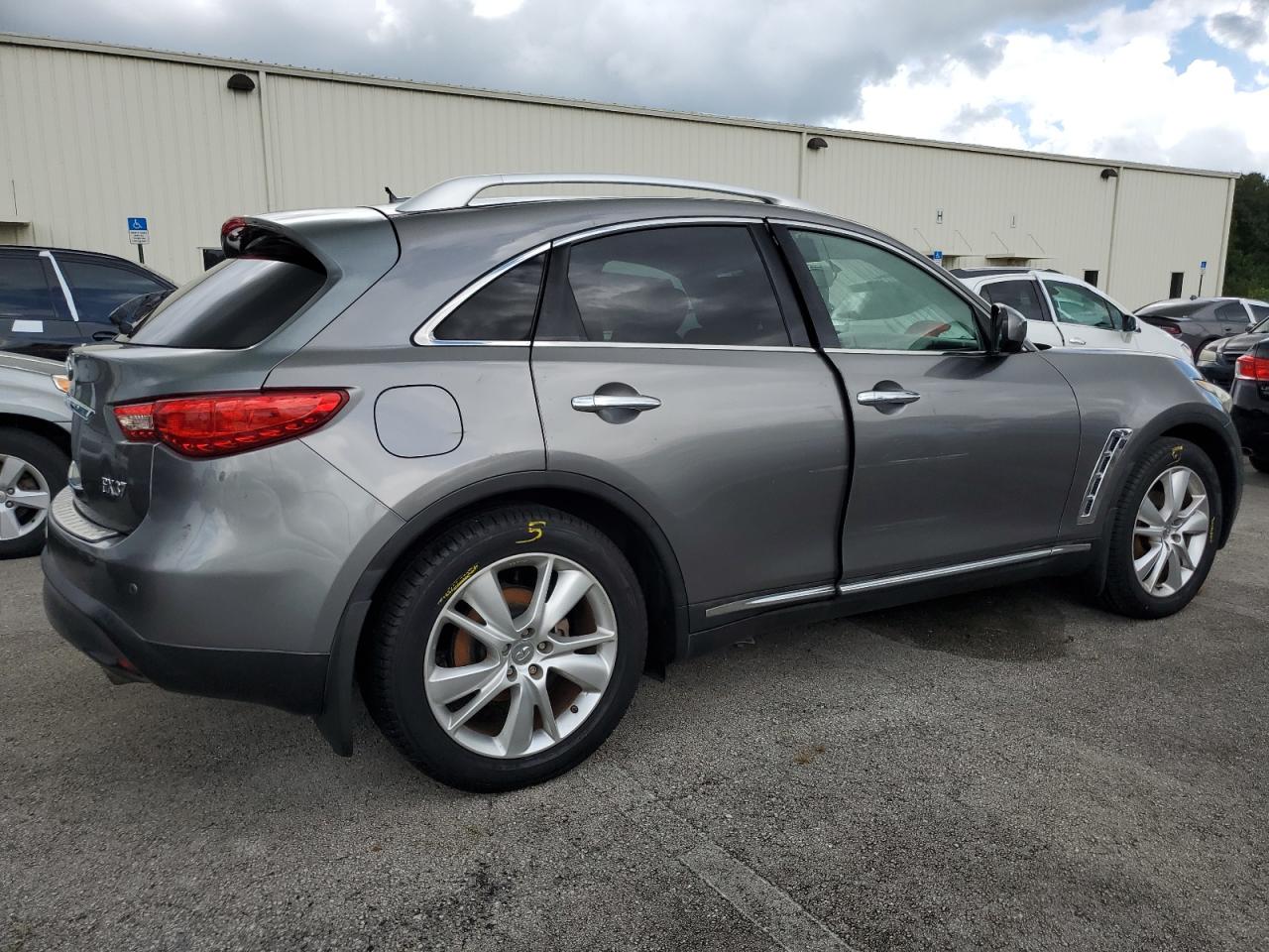 2013 Infiniti FX - Image 3