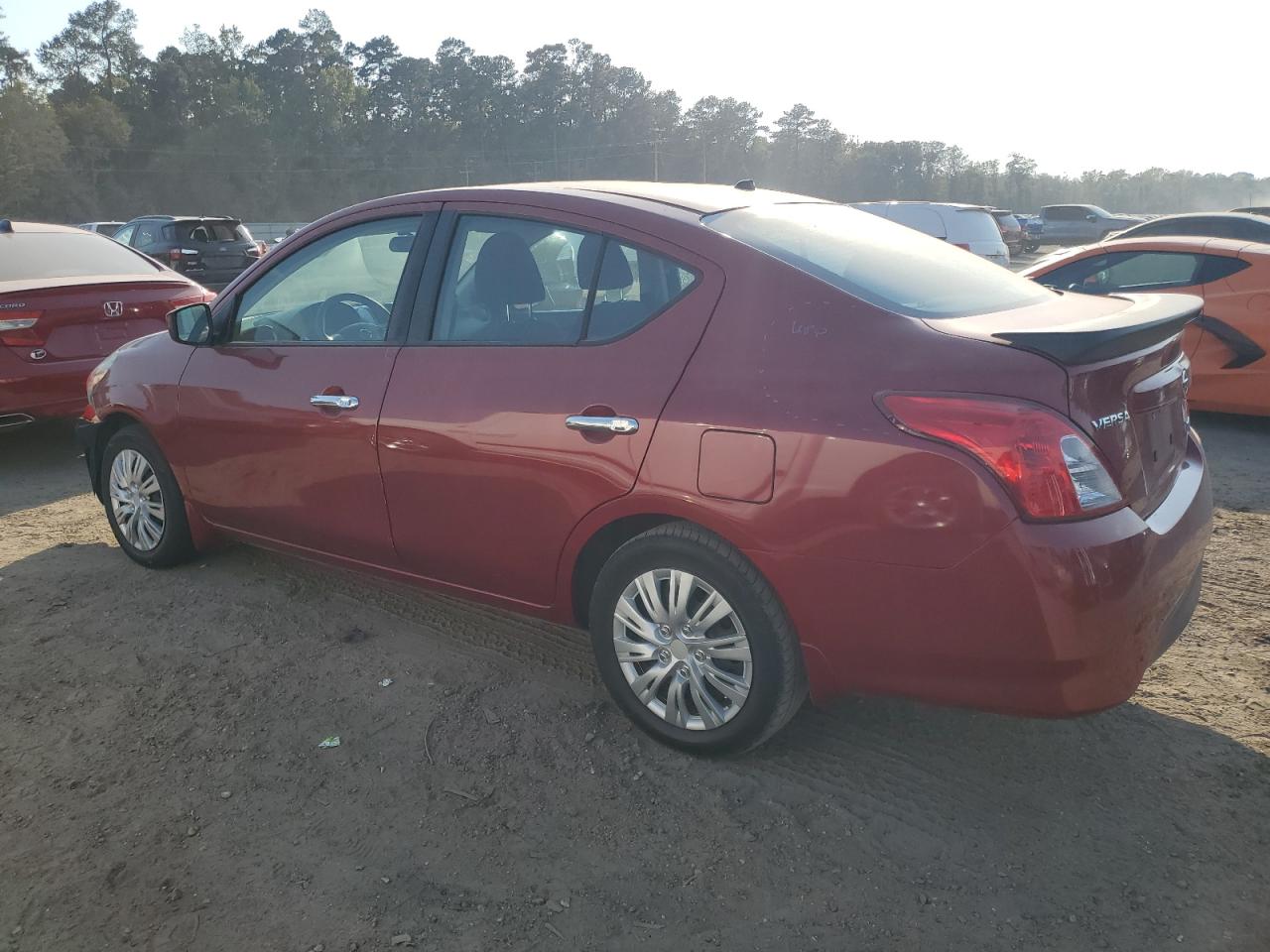 2015 Nissan Versa - Image 2