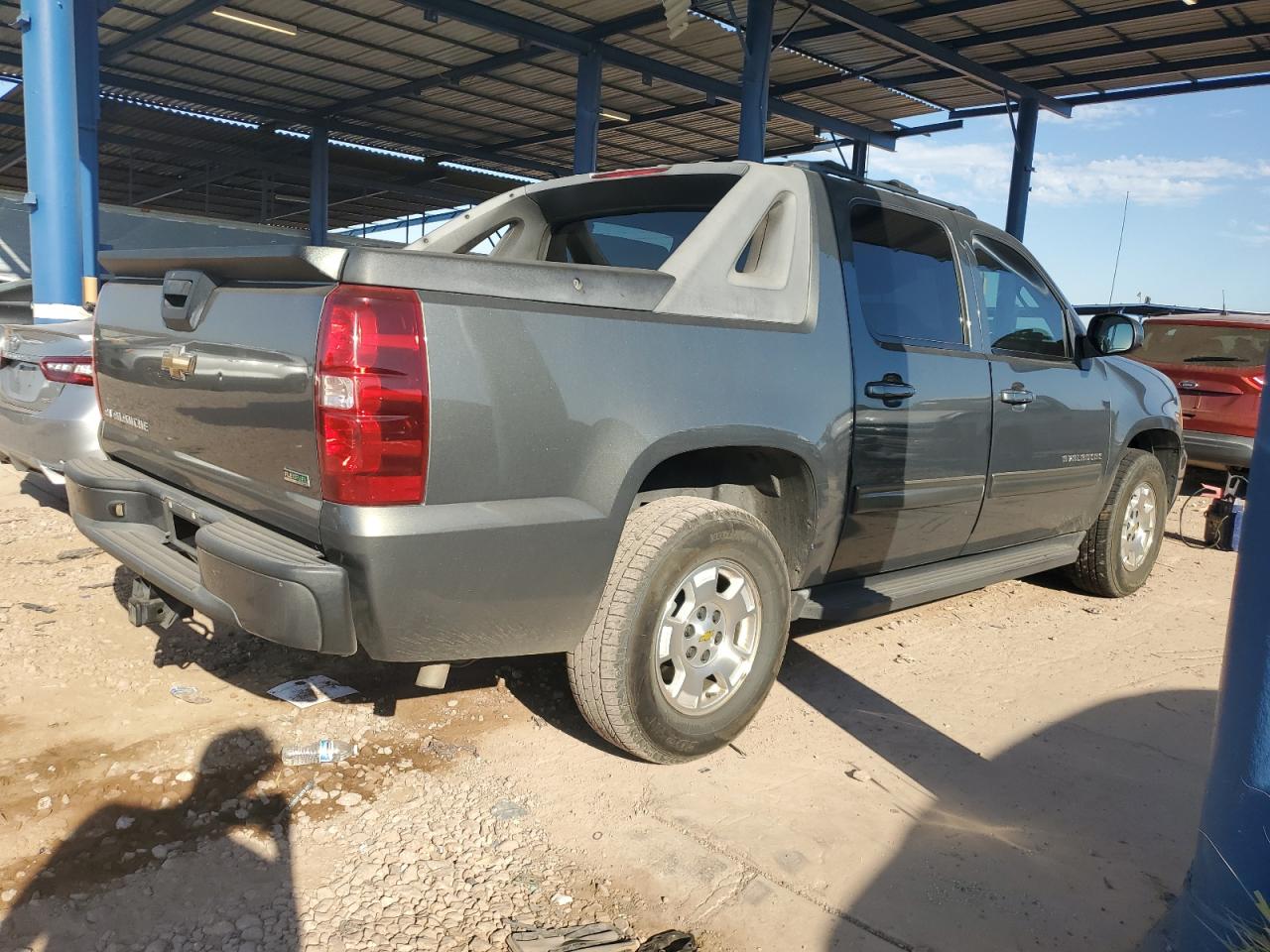 2011 Chevrolet Avalanche Ls VIN: 3GNMCEE00BG100796 Lot: 73812144