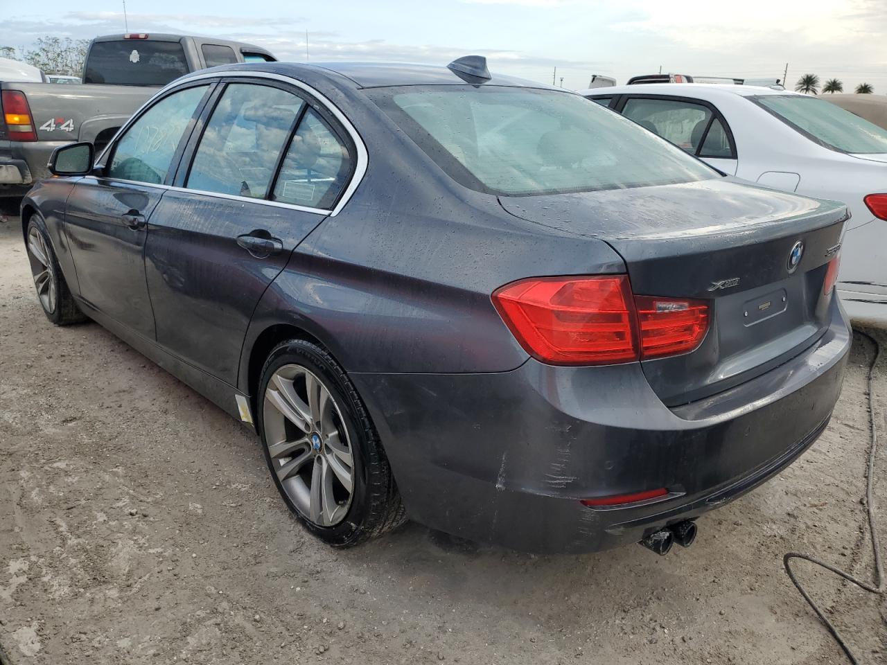 VIN WBA3B5C54FP652774 2015 BMW 3 SERIES no.2