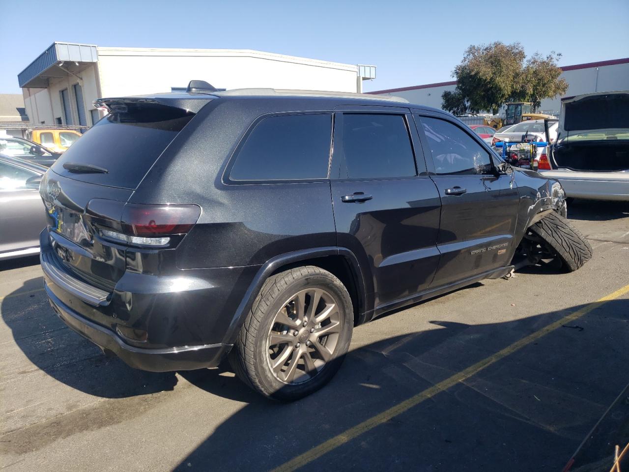 2016 Jeep Grand Cherokee - Image 3