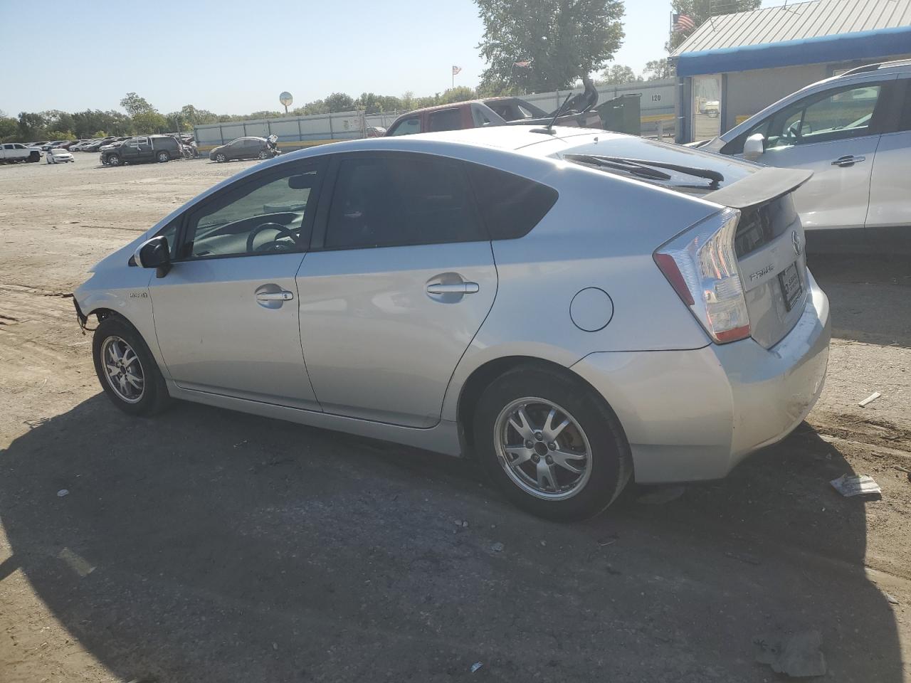 2010 Toyota Prius - Image 2