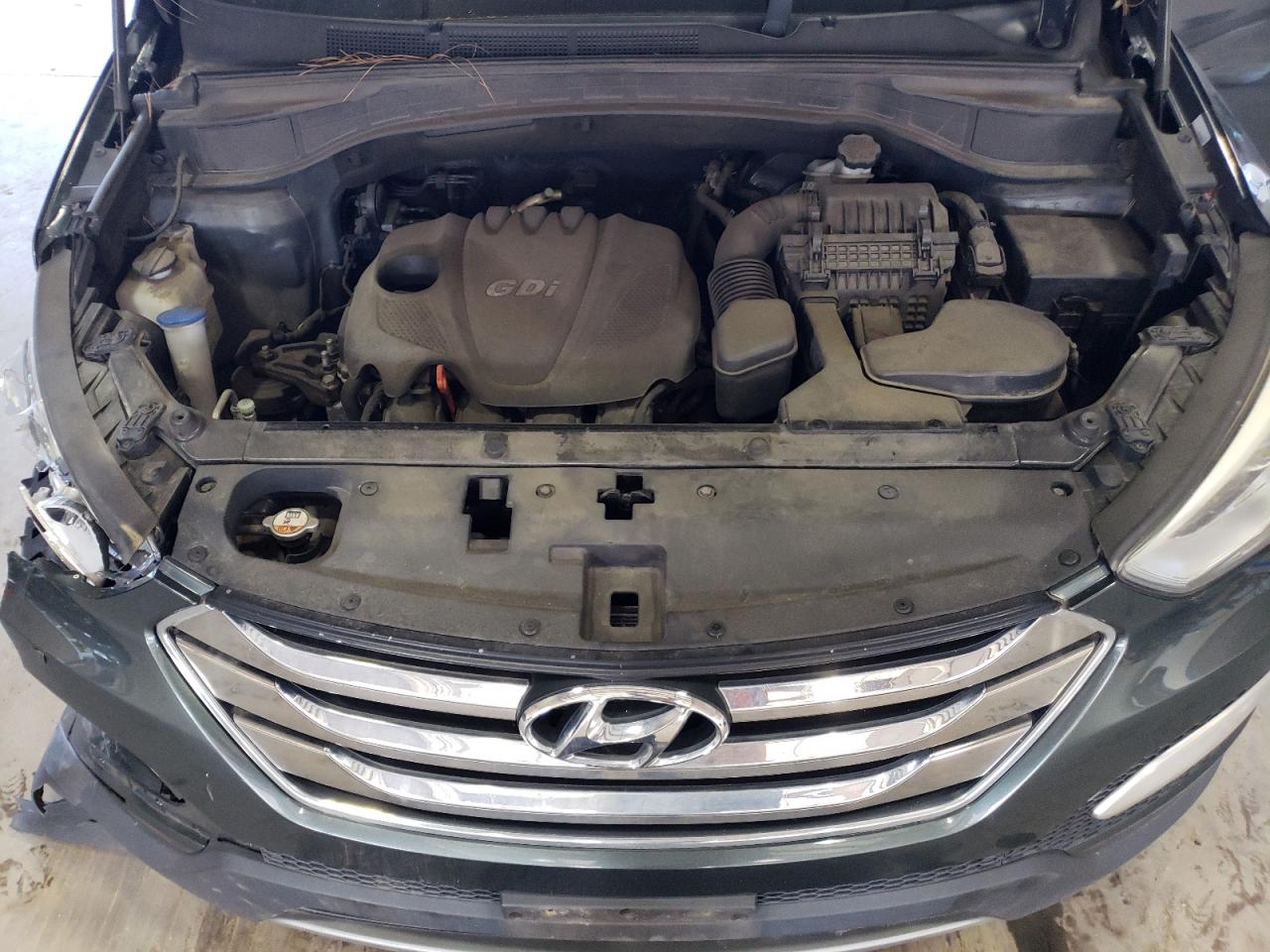 2014 Hyundai Santa Fe - Image 13