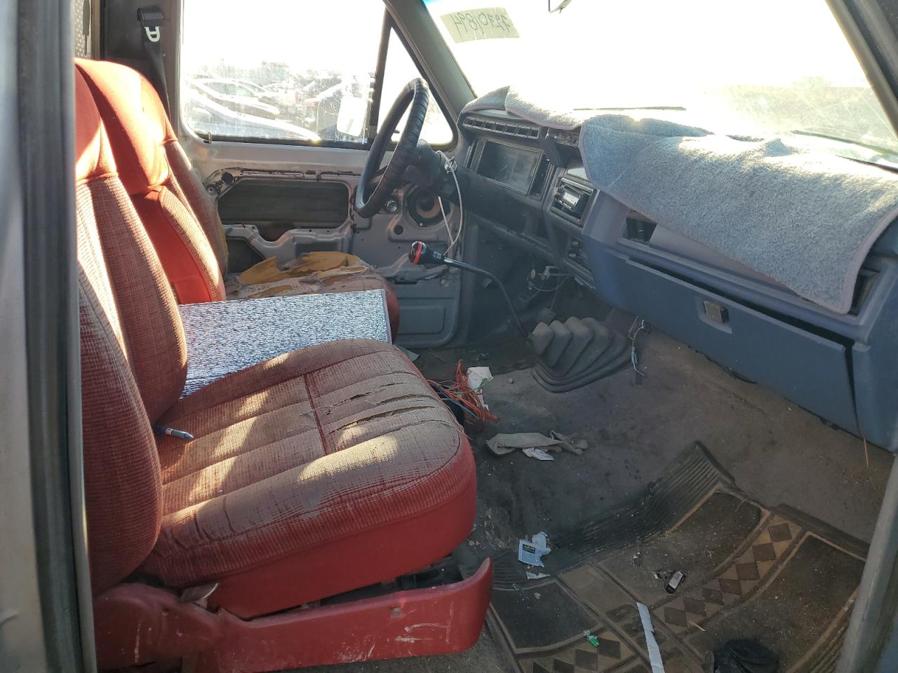 2FTHF25L9FCA81369 1985 Ford F250