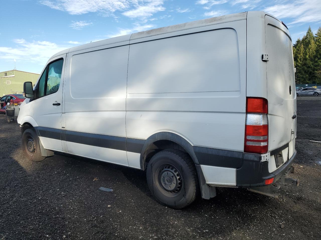 VIN WD3PE7DD6GP270593 2016 MERCEDES-BENZ SPRINTER no.2