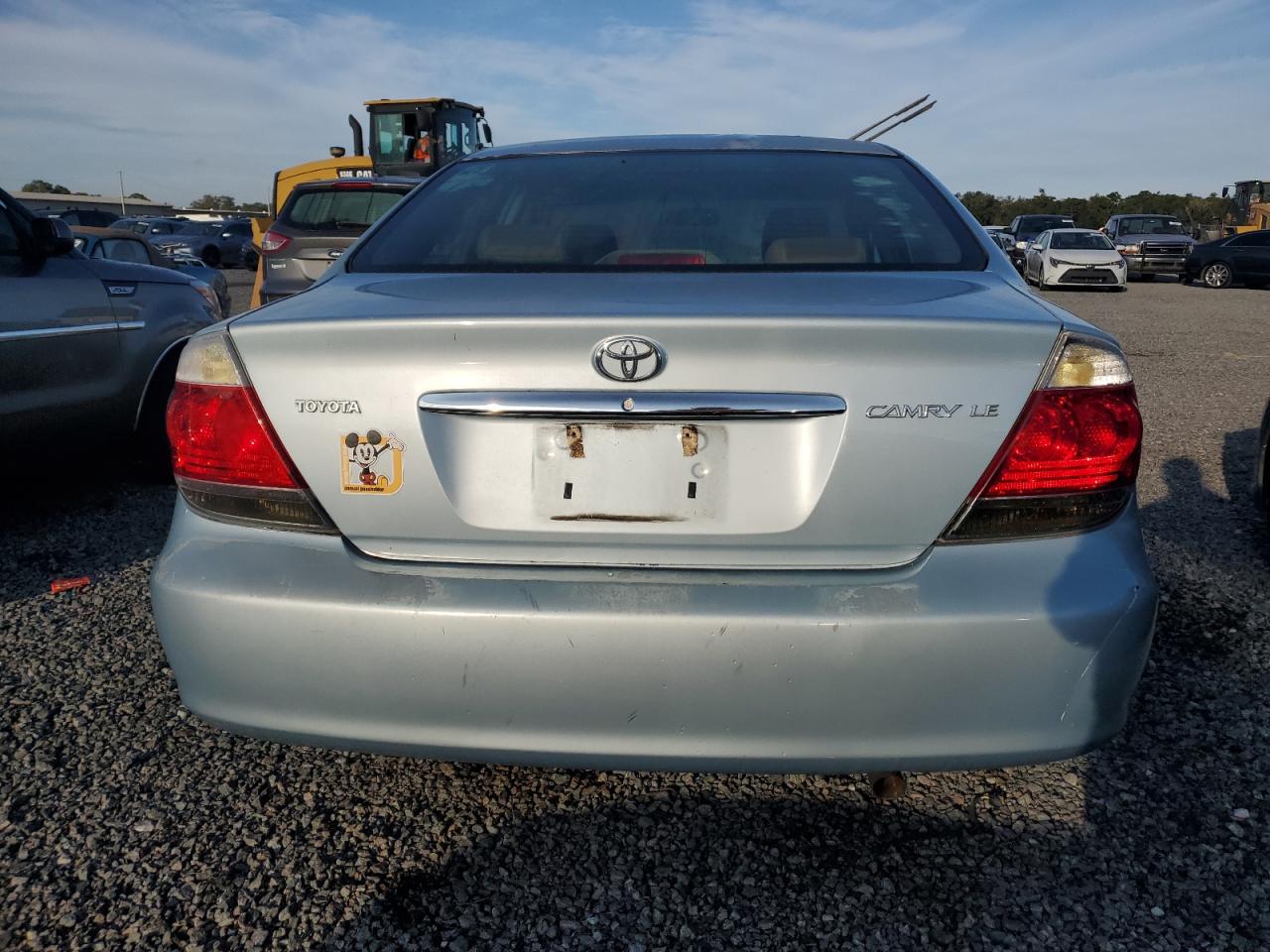 4T1BE30KX5U533756 2005 Toyota Camry Le