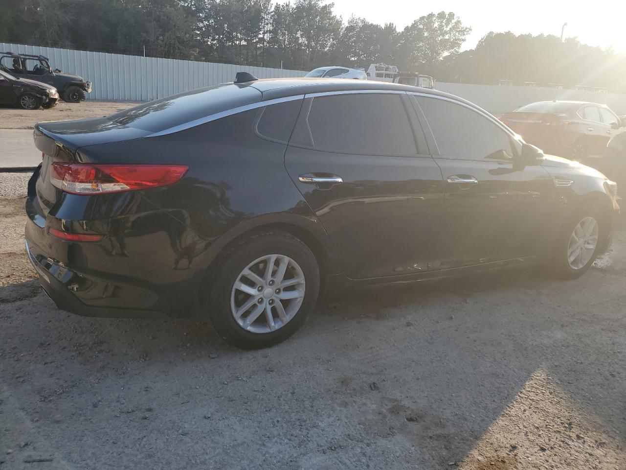 2019 Kia Optima - Image 3