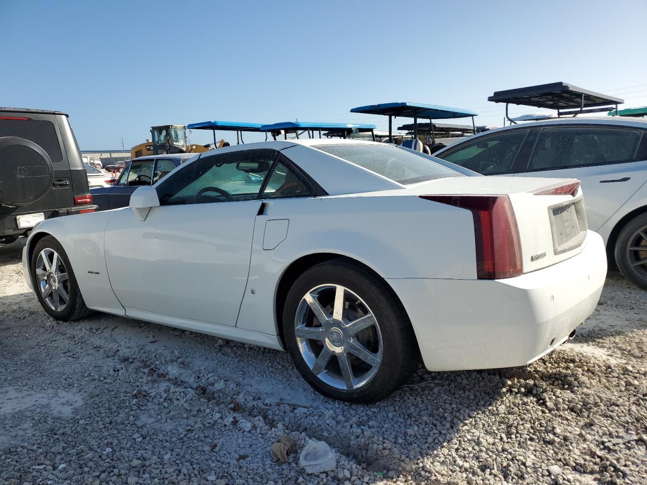 2008 Cadillac XLR - Image 2