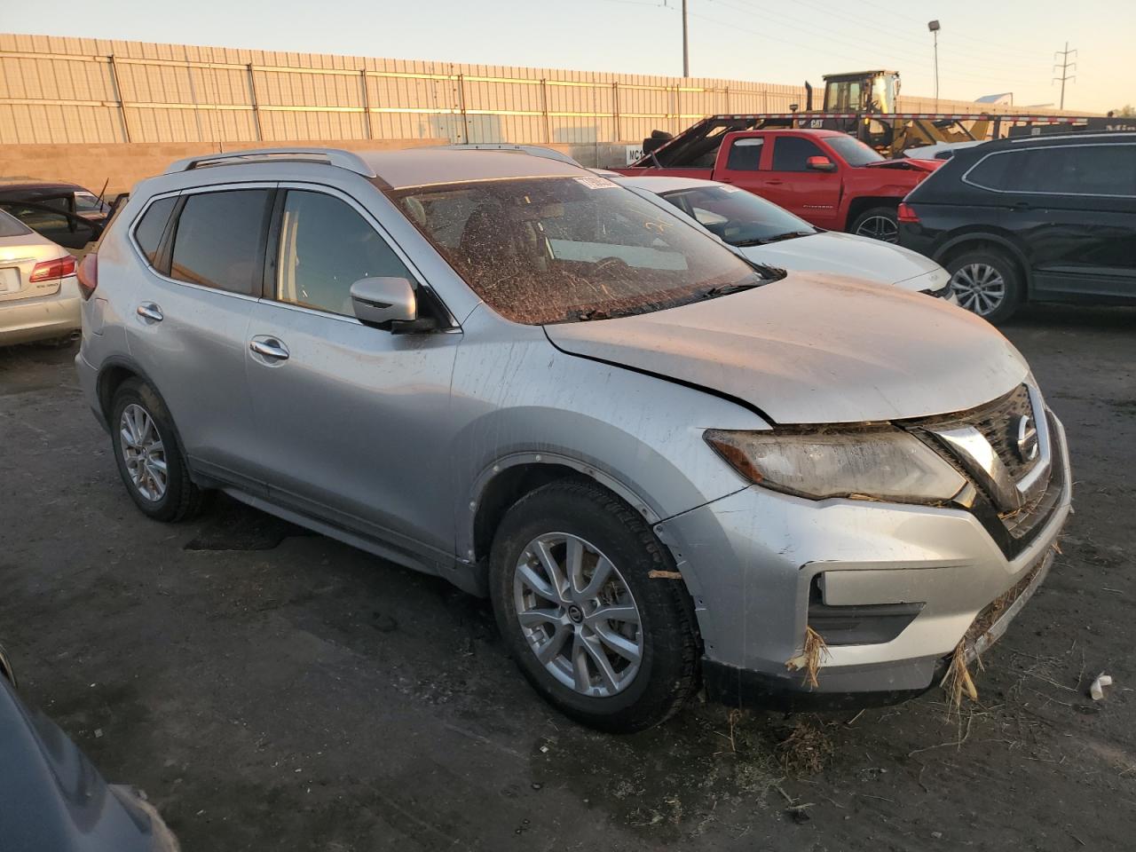2017 Nissan Rogue - Image 4