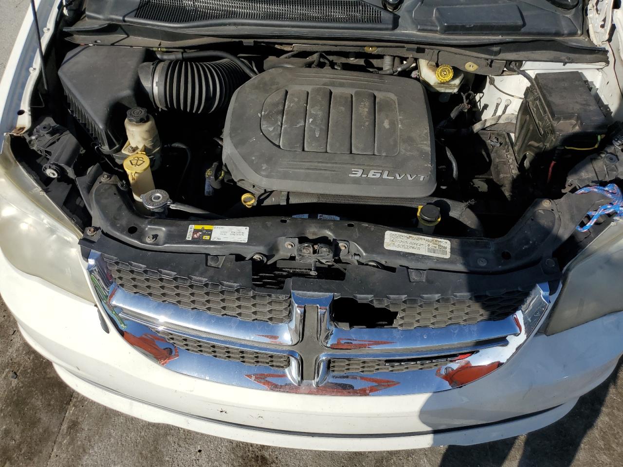 2013 Dodge Caravan - Image 12