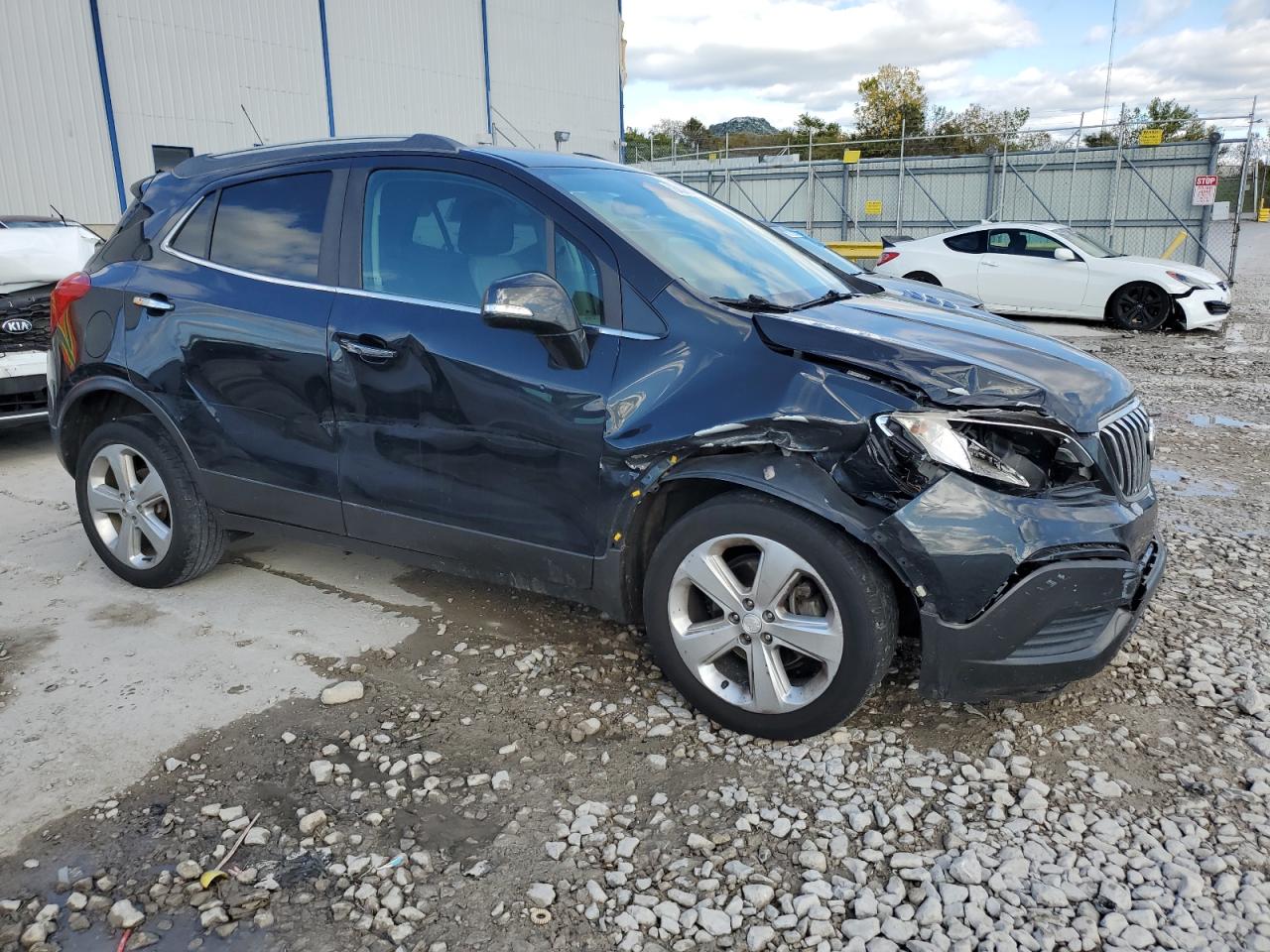 VIN KL4CJASB7GB746646 2016 BUICK ENCORE no.4