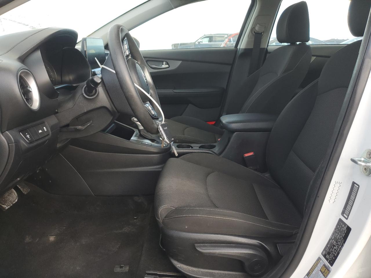 2021 Kia Forte - Image 7