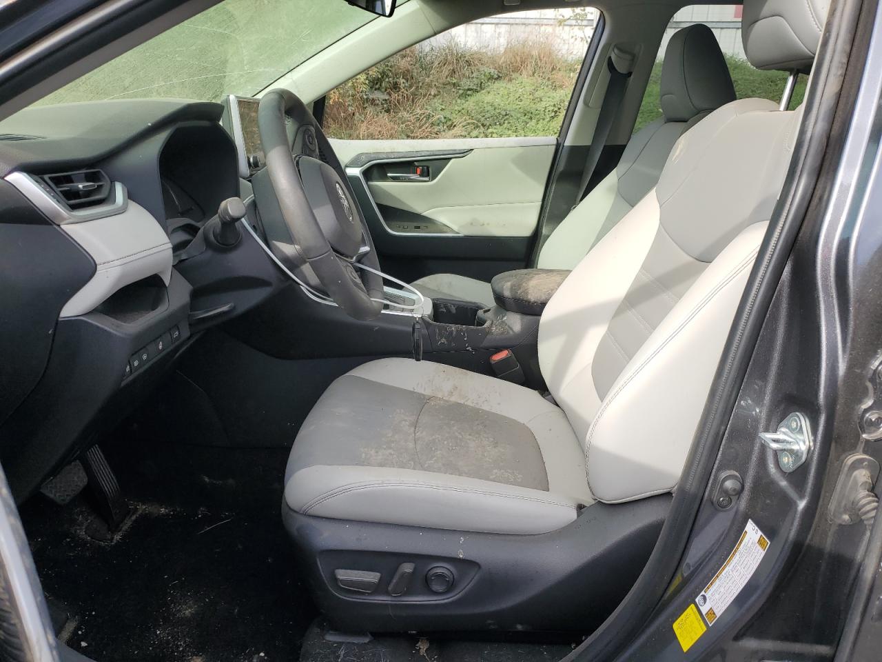 JTMB6RFV7RD123024 2024 Toyota Rav4 Xle Premium