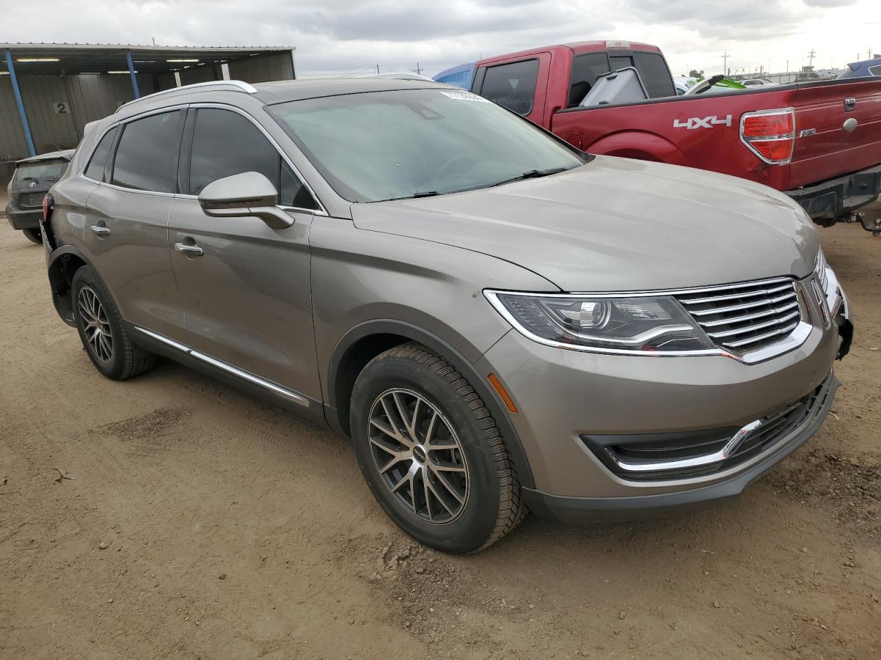 VIN 2LMPJ8KPXHBL13541 2017 LINCOLN MKX no.4