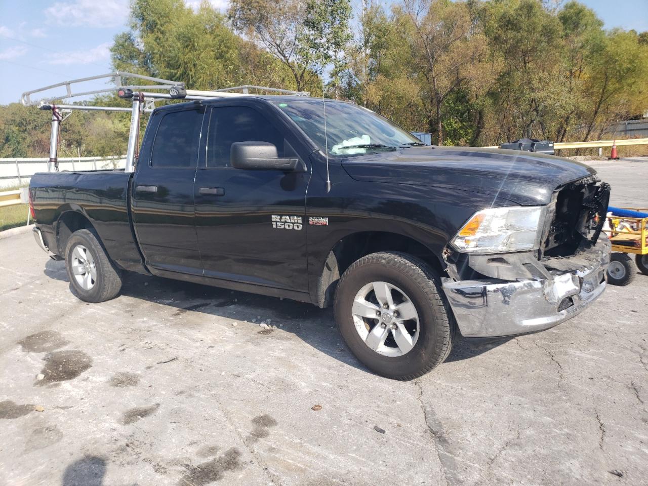 2017 RAM 1500 - Image 4