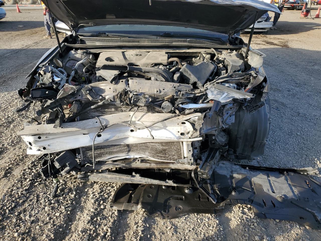 4T1B11HK9JU506322 2018 Toyota Camry L