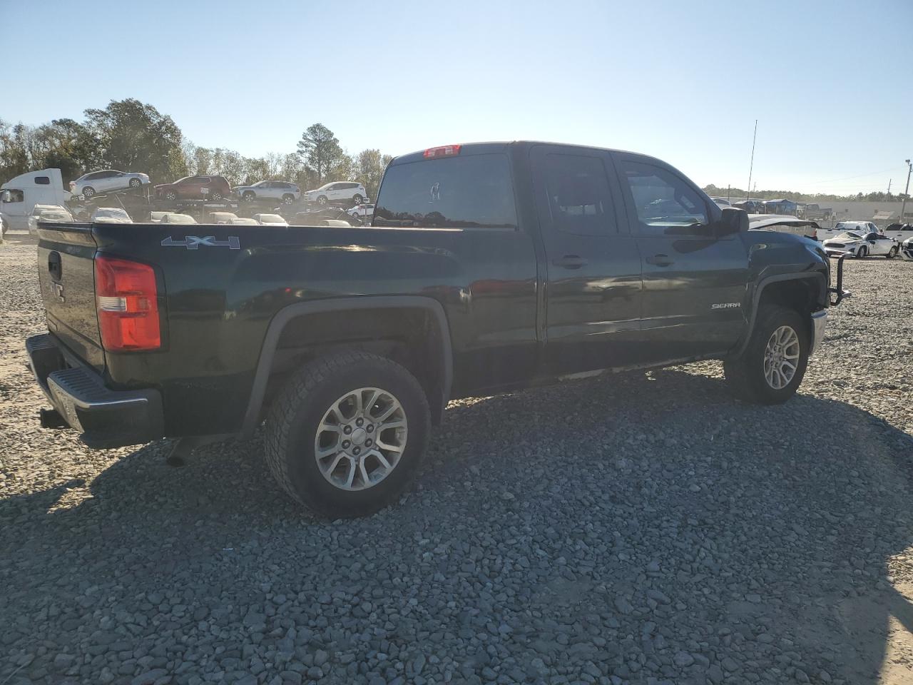 2015 GMC Sierra - Image 3
