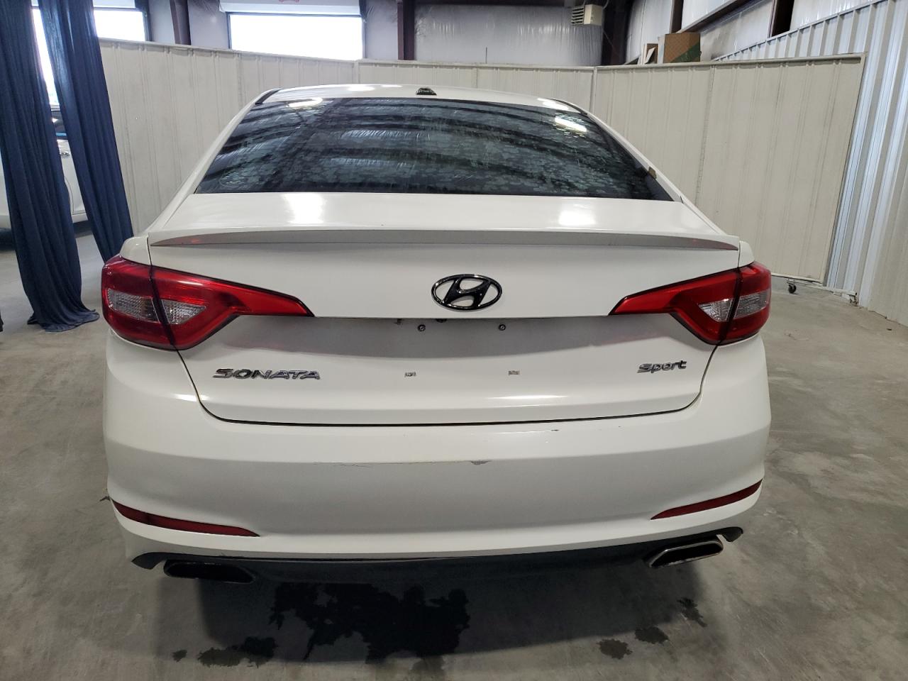 2015 Hyundai Sonata Sport VIN: 5NPE34AF9FH216772 Lot: 74813214