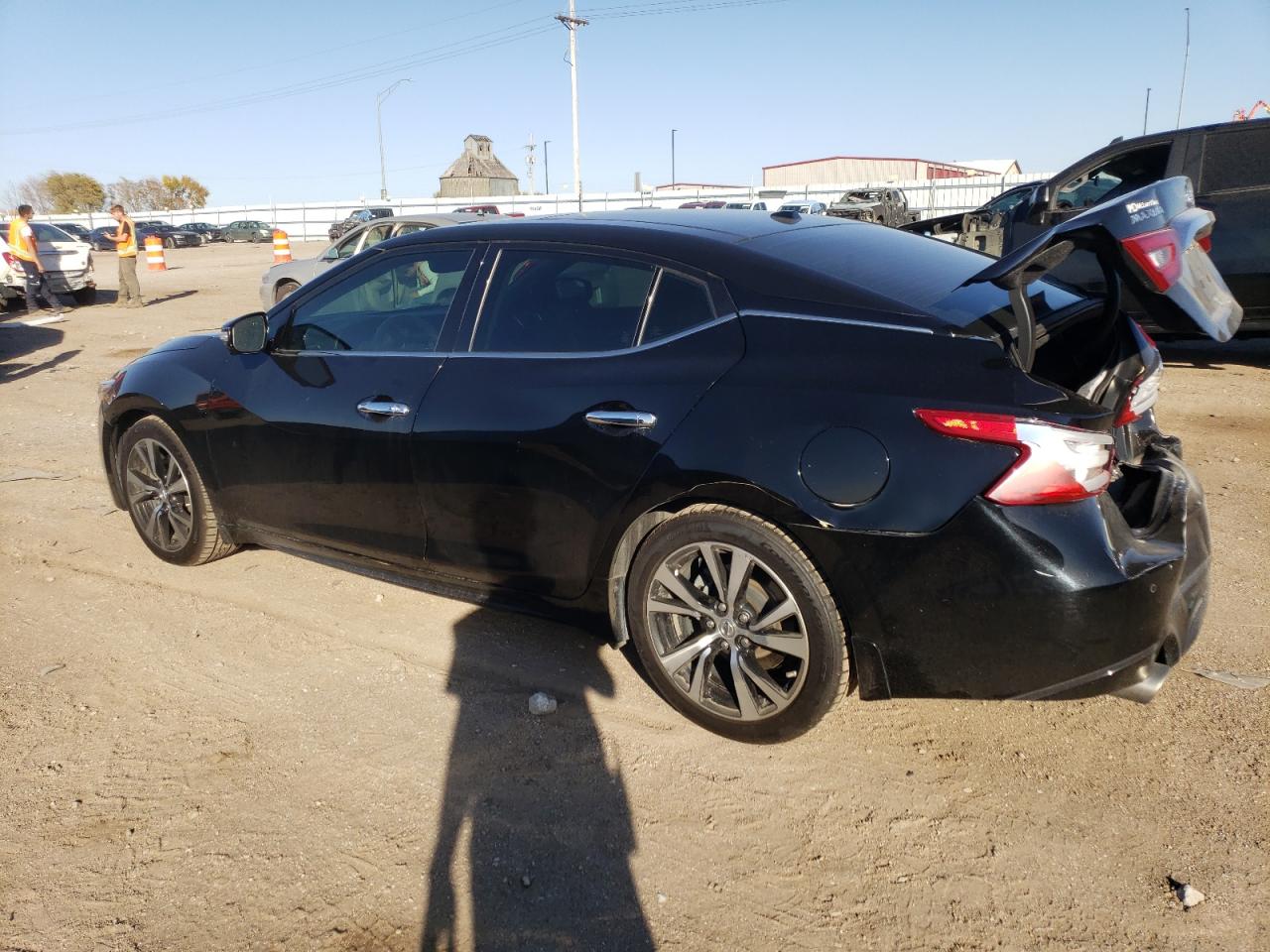 2018 Nissan Maxima - Image 2